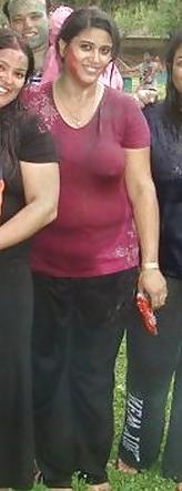 20P Sexy Desi Mature Housewife - Gitu