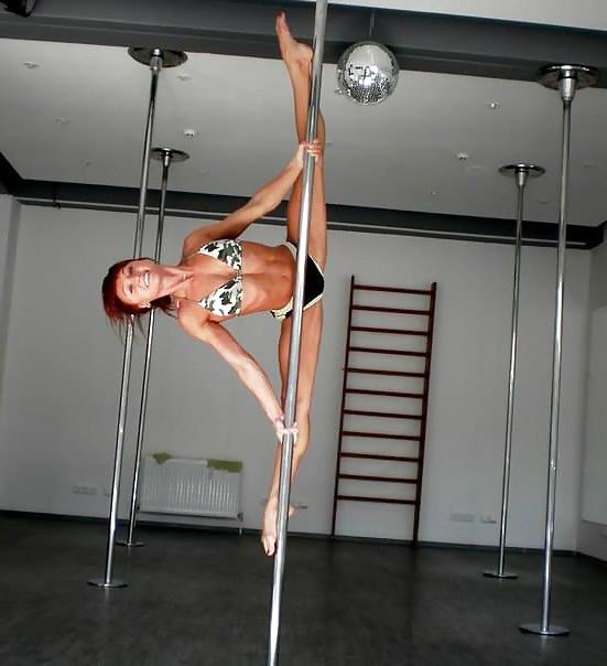 25P Fitnes woman