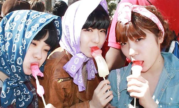 14P Japan's Penis Festival
