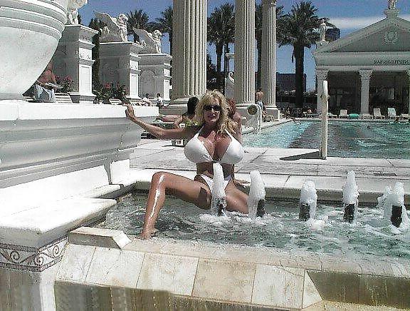 24P Stunning Beach Tits!!!!