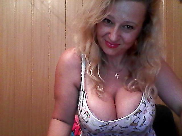 12P Busty Russian Woman 1802