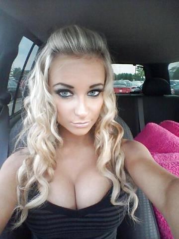 25P Self Pics Hot Amateurs - vol 27!