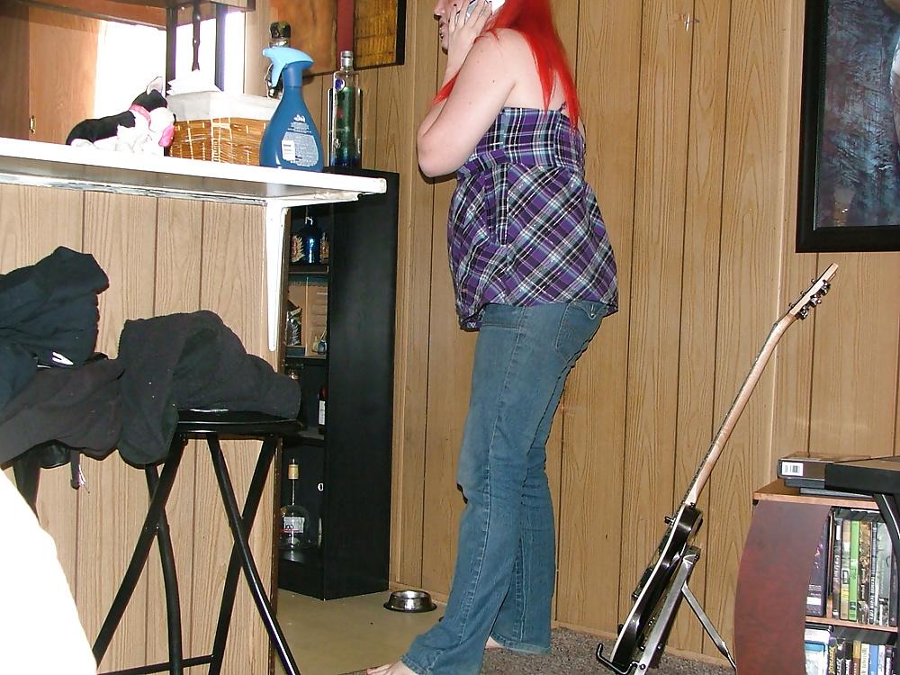 25P Tattooed Pierced Redhead, Foot Fetish