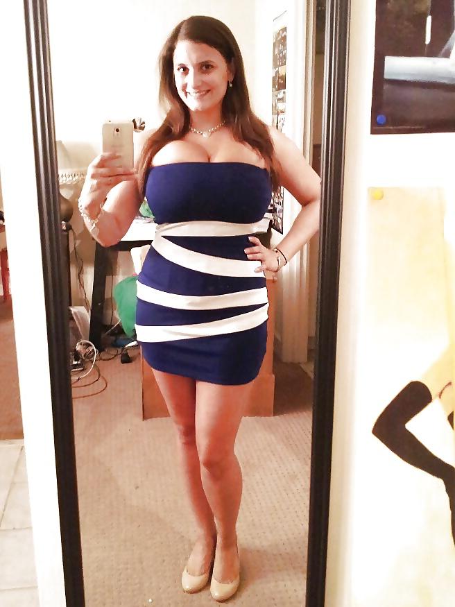 25P Self Pics Hot Amateurs - vol 28!