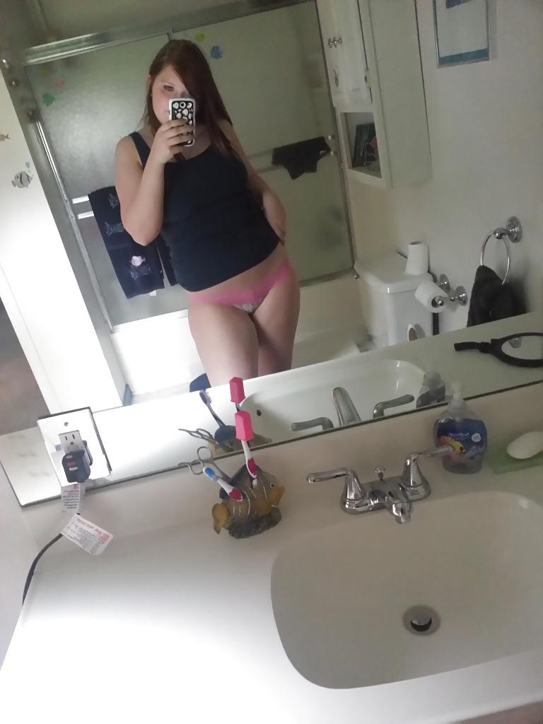 25P Self Pics Hot Amateurs - vol 28!