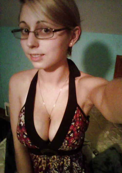 25P Self Pics Hot Amateurs - vol 28!