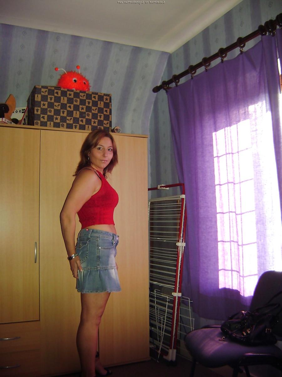 25P This woman is so sexy!