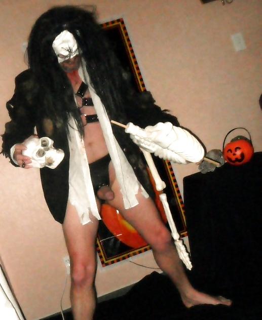25P Halloween fun