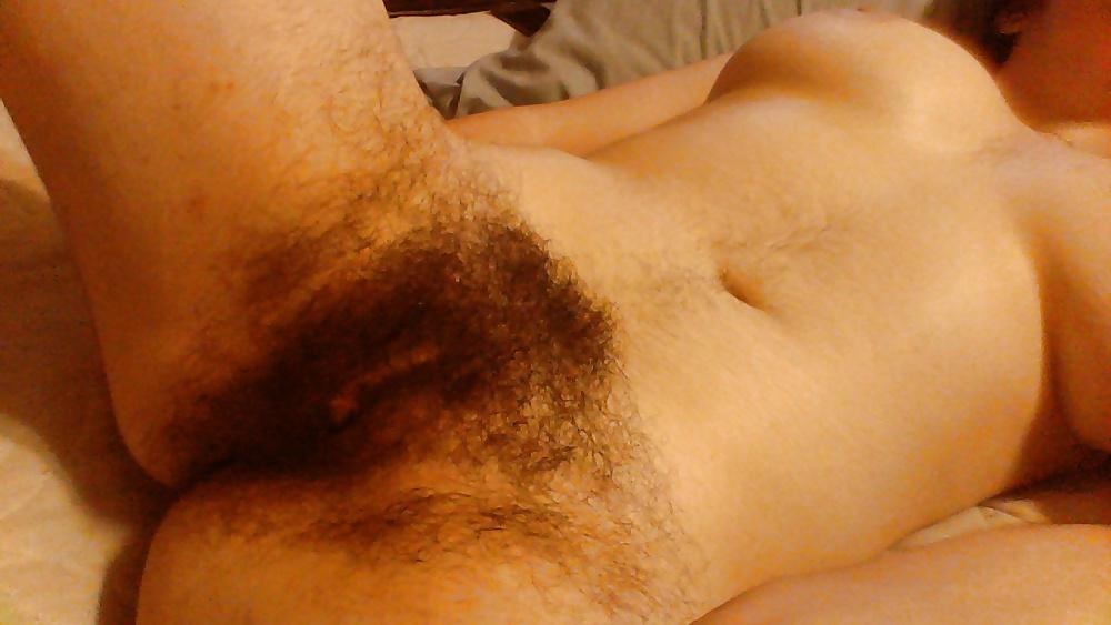 25P Amateur Hairy Beauty