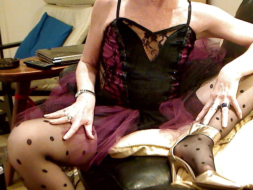 11P AINE,,Bewitched 4 Halloween