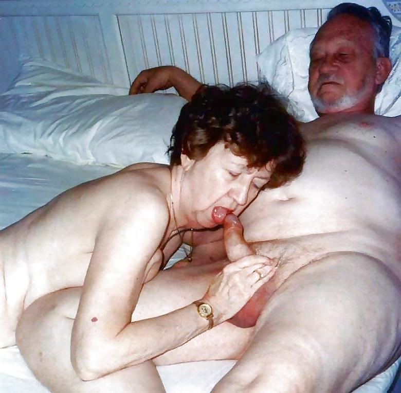 9P OLD GRANNY STILL LOVES TO SUCK