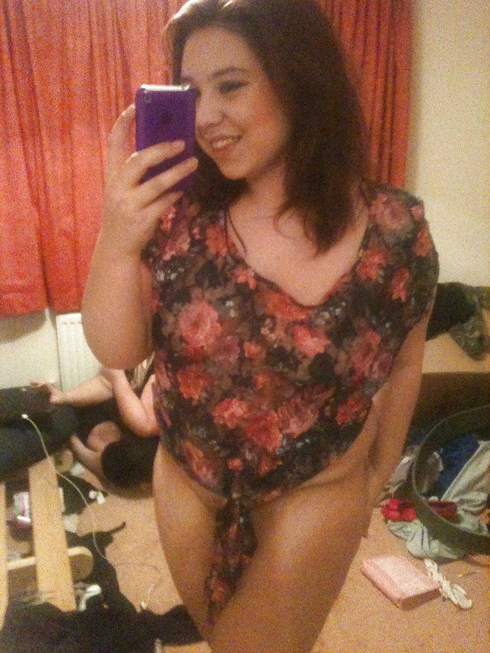 10P Let me see your hips swing !