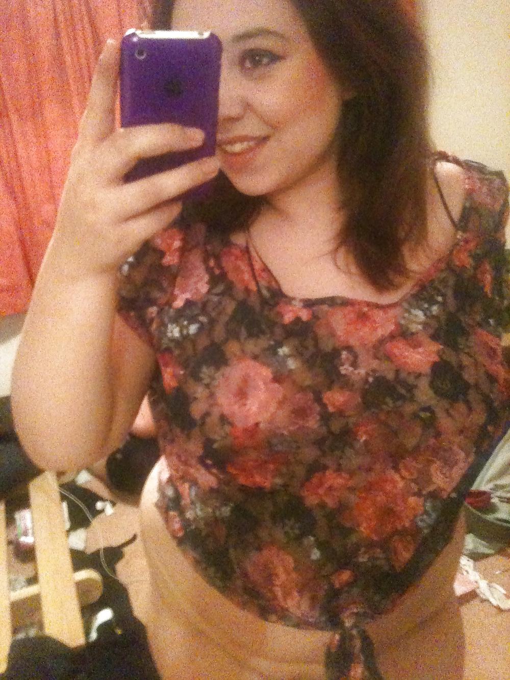 10P Let me see your hips swing !