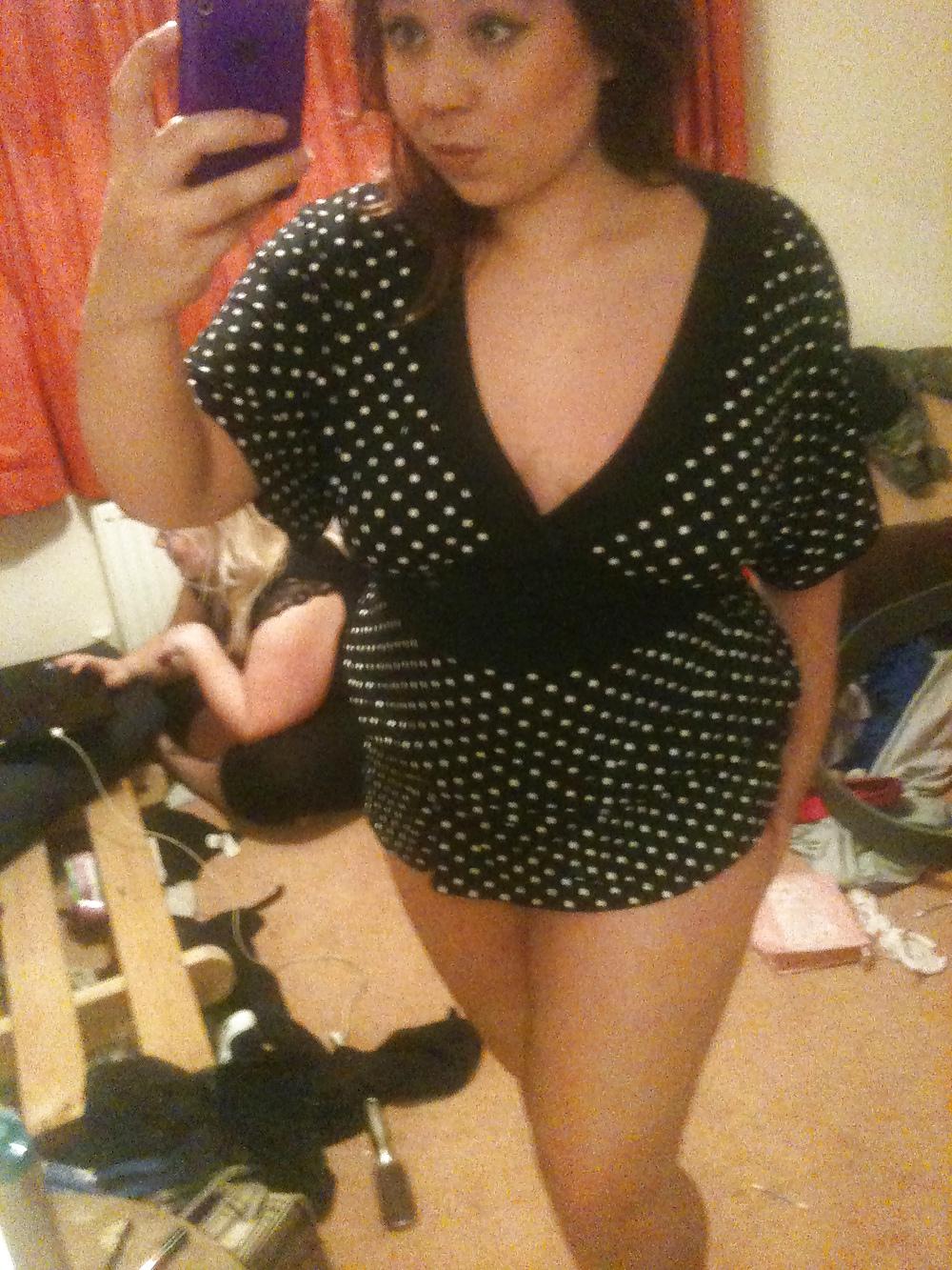 10P Let me see your hips swing !