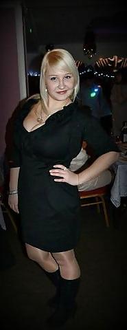 21P Busty Russian Woman 1910