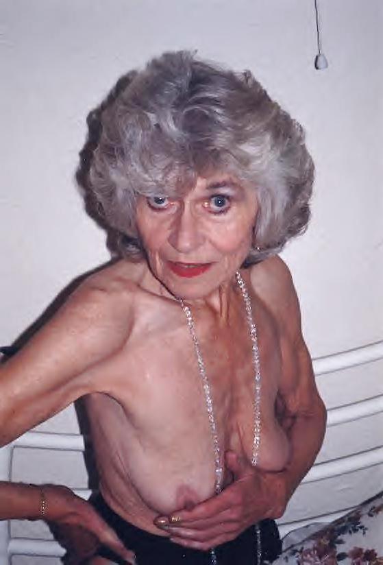 15P Mature Beauty - Torrie 10