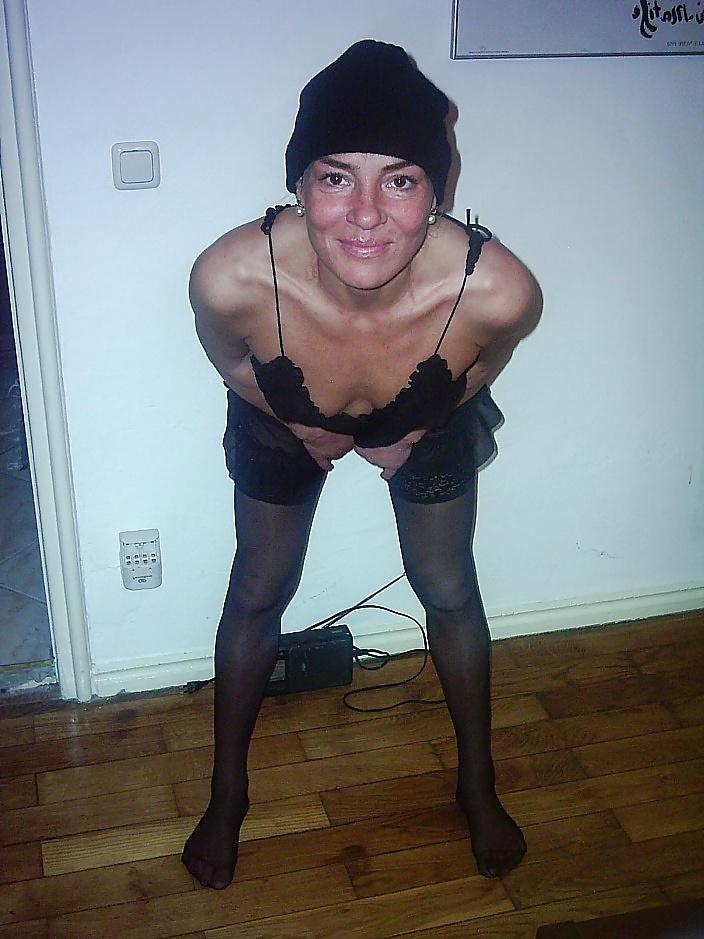 25P Old And New Pics Of Anja