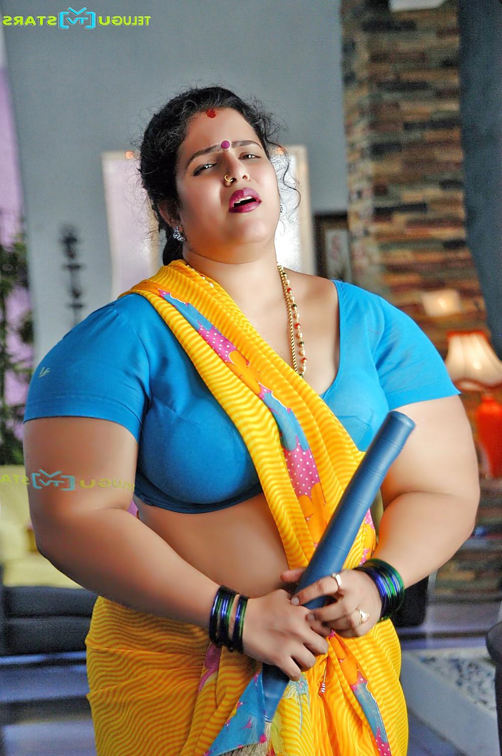 8P Desi Fat Aunties
