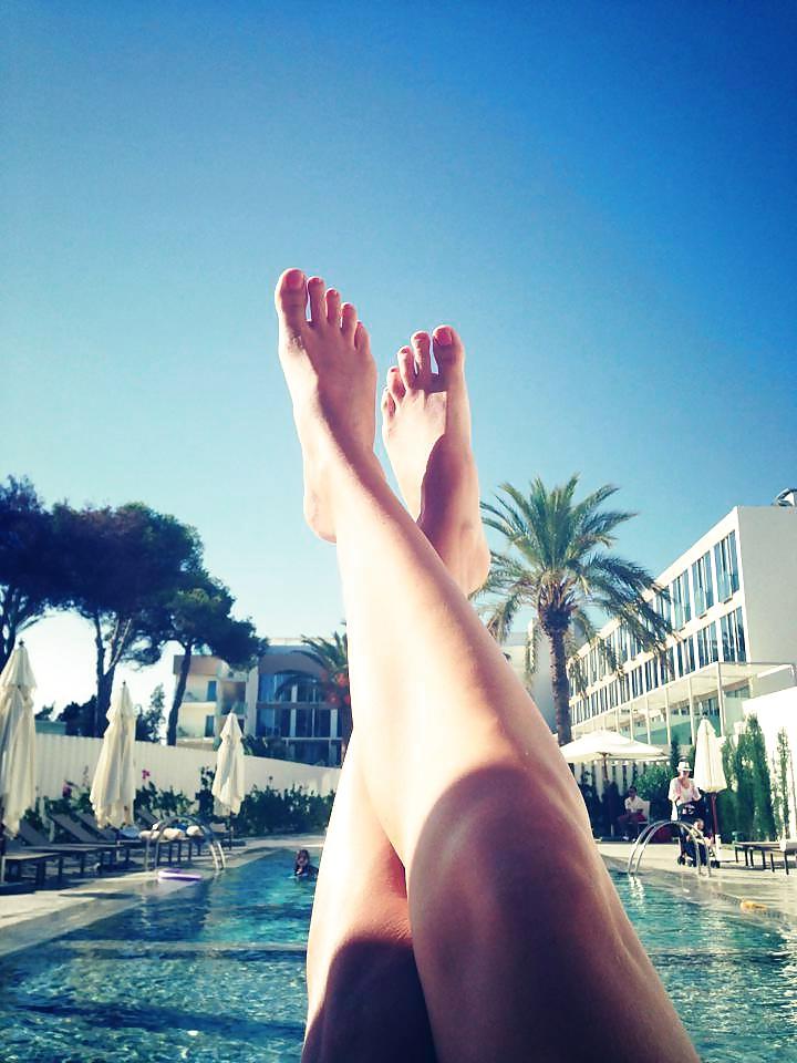 15P Foot - goddess #26 : Monica Ivancan