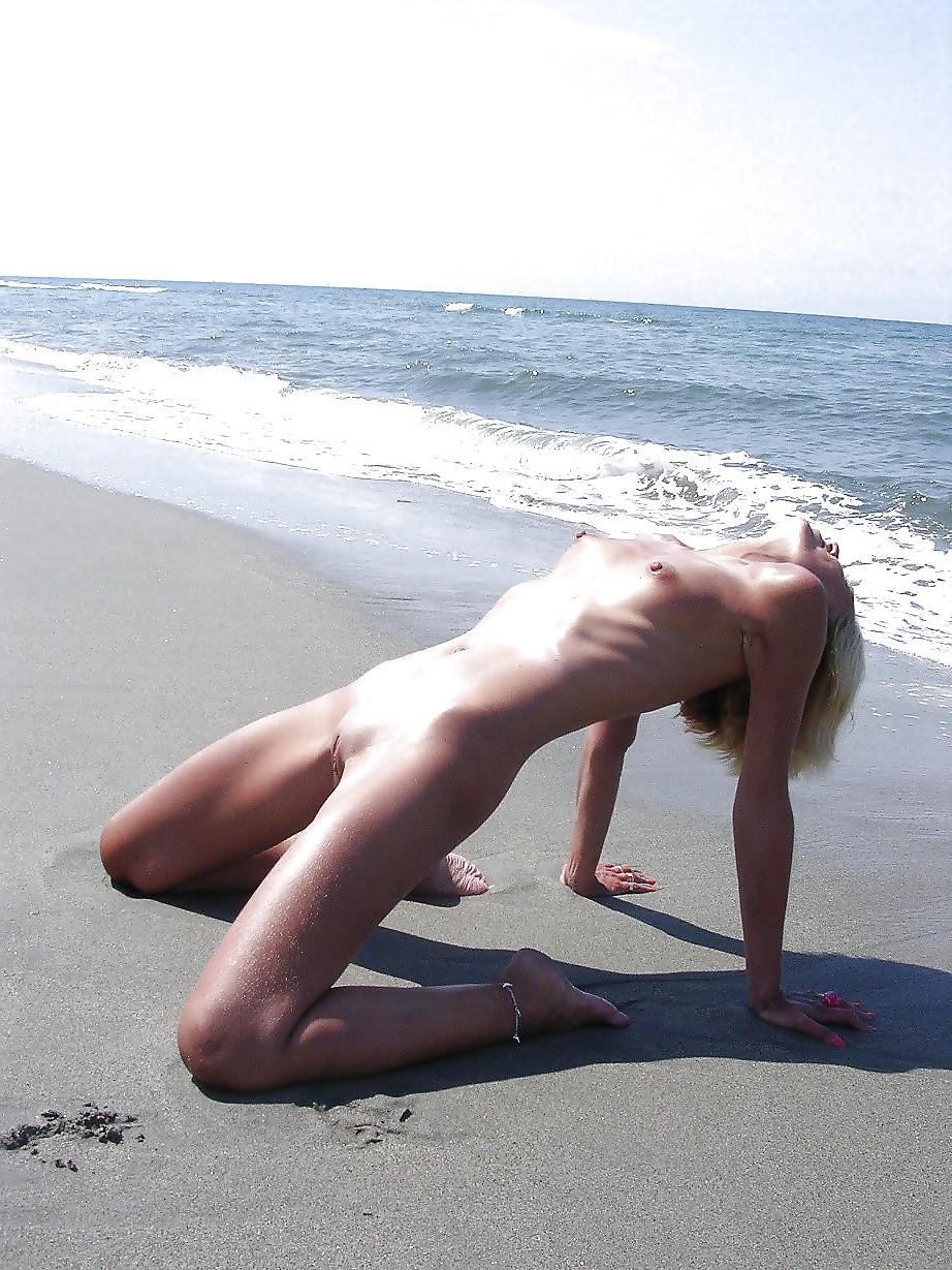 25P Hot mermaids and beach bunnies +more outdoor CV