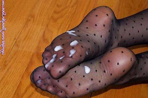 25P Footjob shoejob