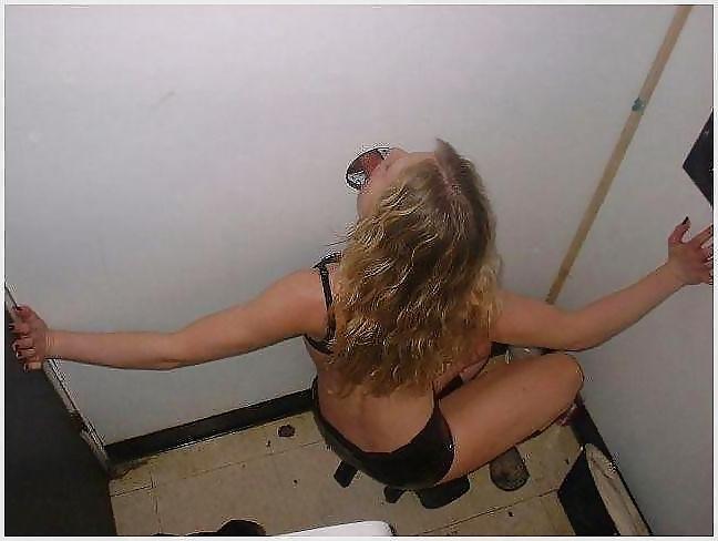 25P Gloryhole slave training