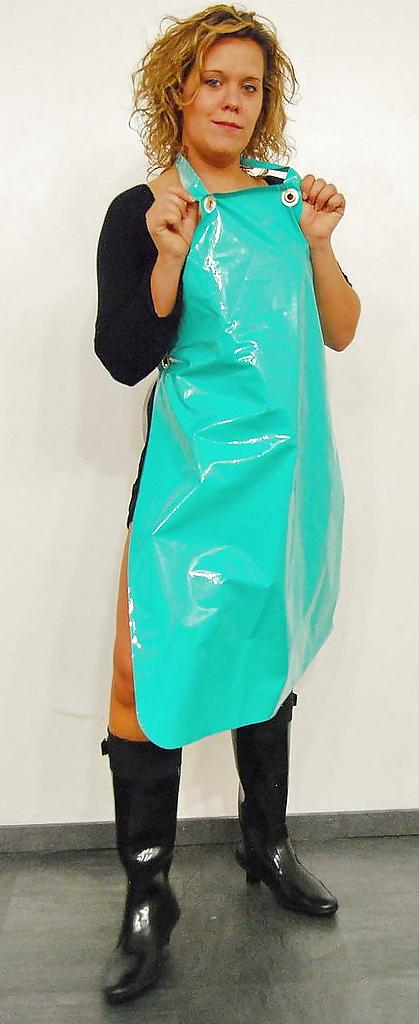 24P Houswife in pvc Apron