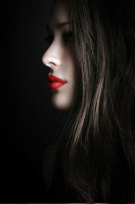 24P These lips are made for kissing...