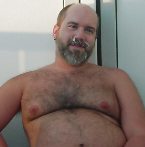 25P Bear cum gay