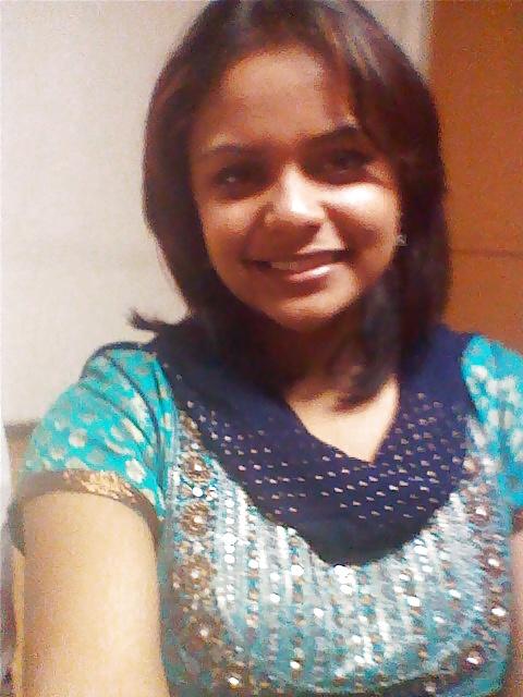 8P Desi Gal 10