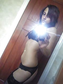 25P Desi Gal 15