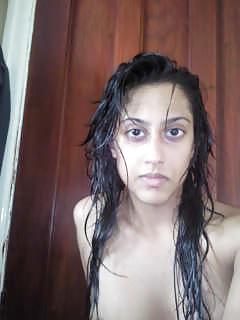 25P Desi Gal 15