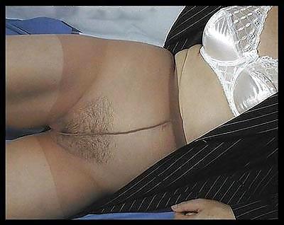 25P Natural ladies model hose close-ups