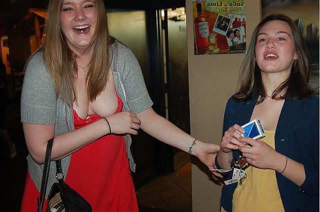 17P Downblouse 002