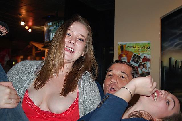 17P Downblouse 002