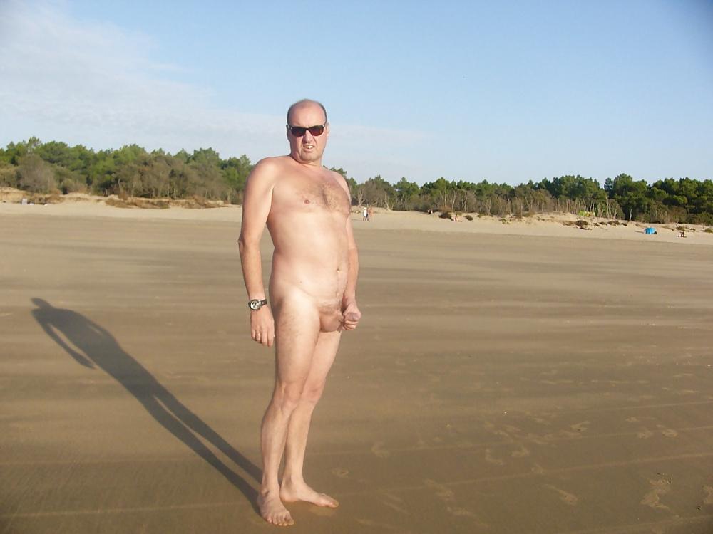 4P Photos taken by candid women on the beach
