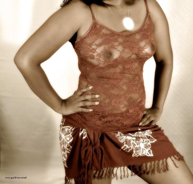 17P Random Desi beauty aug 2014
