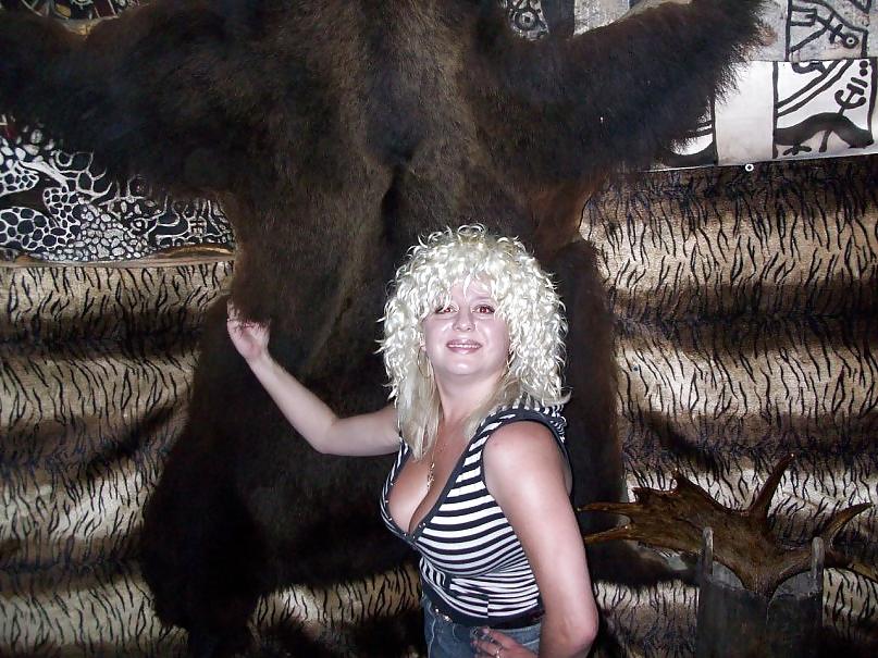 17P Busty Russian Woman 1945
