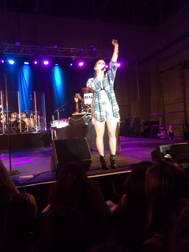 15P Joanna ''JoJo'' Levesque (see-through) 08.23.14