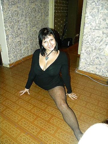 15P Busty Russian Woman 1841
