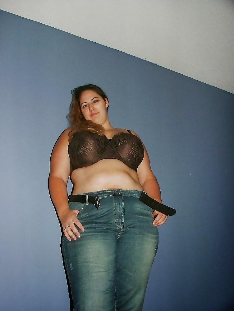 13P Busty bbw woman