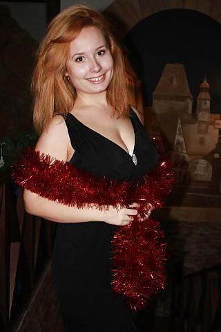 12P Busty Russian Woman 1837