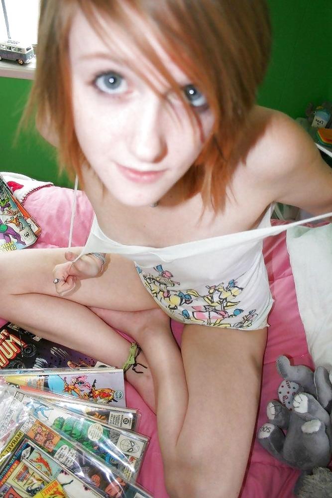 25P Comic Book Girl
