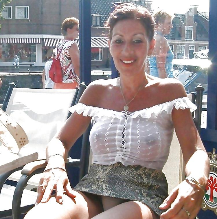 25P See thru