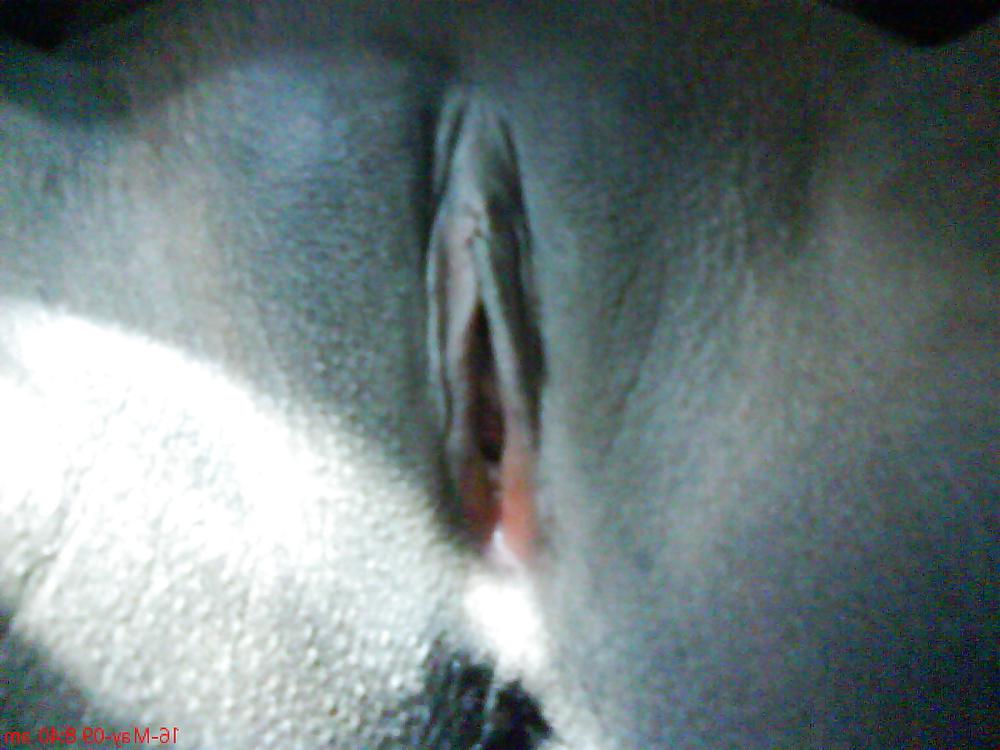 25P Desi girl selfie boobs and pussy