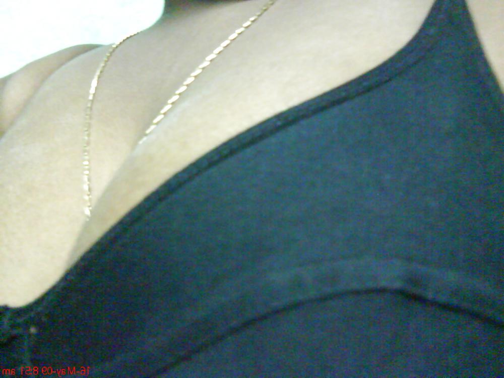 25P Desi girl selfie boobs and pussy