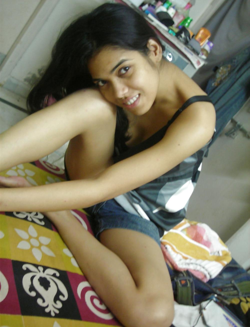 17P DESI TEEN MINU -INDIAN DESI PORN SET 13.4