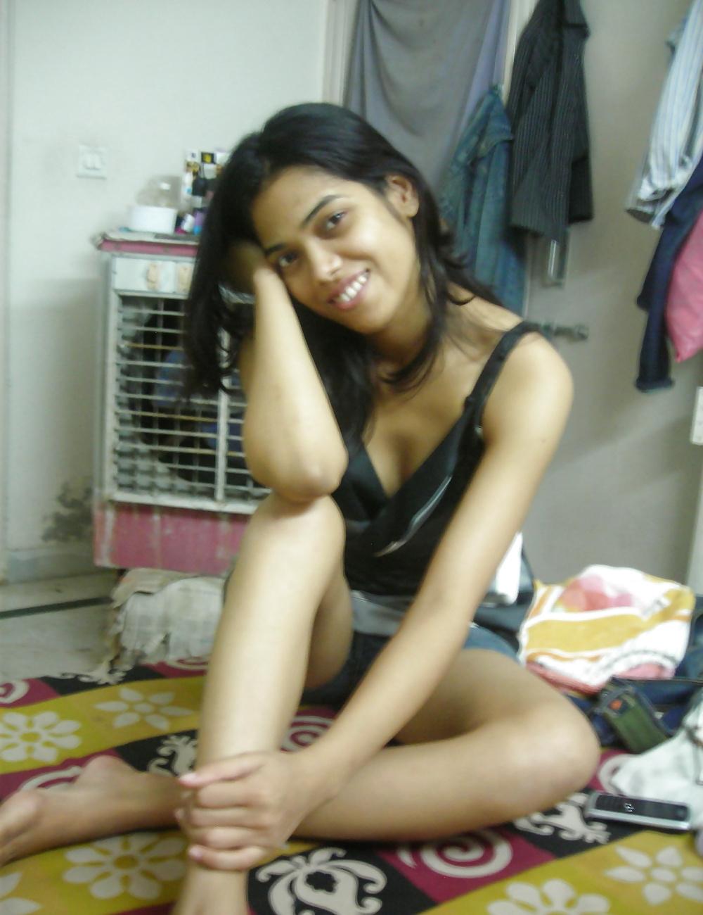 17P DESI TEEN MINU -INDIAN DESI PORN SET 13.4