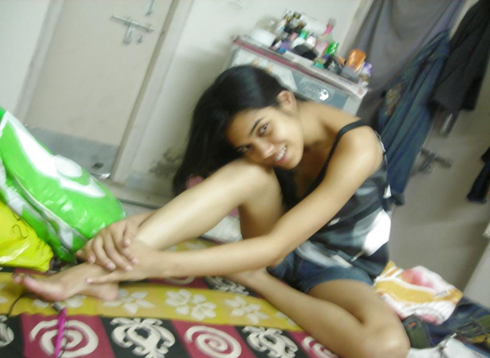 17P DESI TEEN MINU -INDIAN DESI PORN SET 13.4