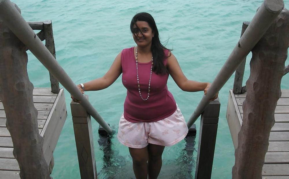 25P Desi Showing Assets
